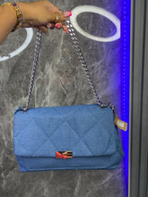 Load image into Gallery viewer, Quilted Denim chain bag
